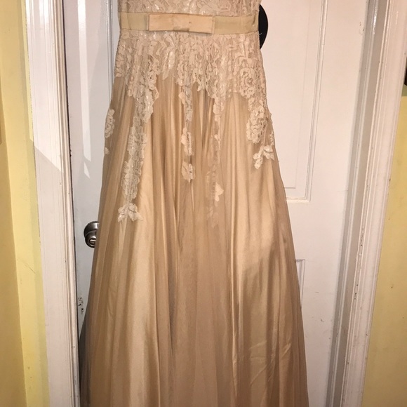 ModCloth Memorable Magic Wedding Gown - Picture 6 of 12